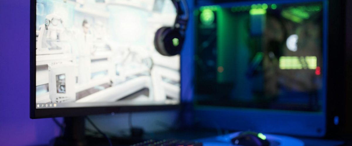 أفضل أجهزة الكمبيوتر المخصصة للألعاب لعام 2026: إصدارات RTX 5080 وخياراتها المضمنة مسبقًا