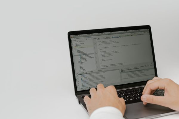 Die besten Programmiersprachen zum Erlernen im Jahr 2026: Geordnet nach Jobs und Gehalt