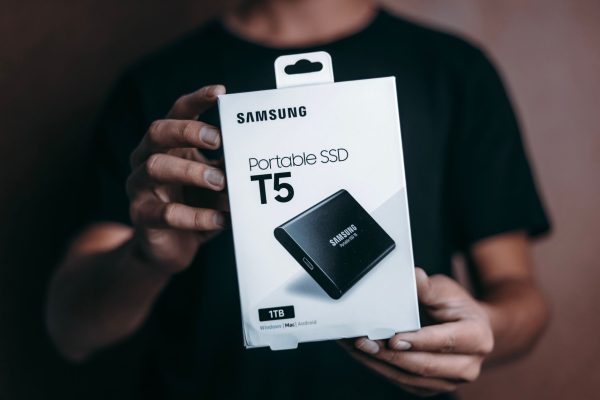 Best External SSDs for Developers 2026: Samsung T9 vs WD My Passport vs OWC Review