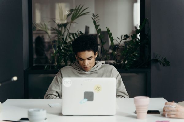 How to Go from Junior to Senior Developer Faster? Real Strategies That Work