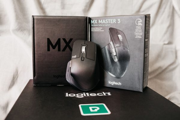 Best Ergonomic Mice for Developers 2026: Logitech MX vs Razer vs Vertical Mice