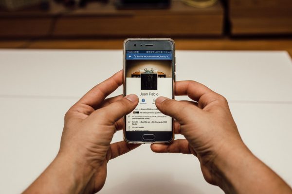 How to Build a Real-Time App with Next.js and Supabase in 2026